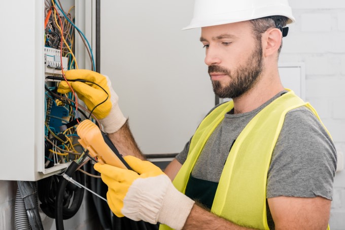 Bedford Ohio electricians, electrical repair