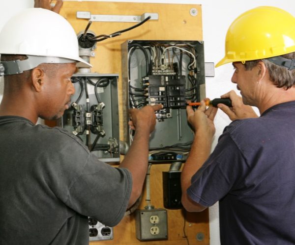 Electrician-replacing-electrical-panel